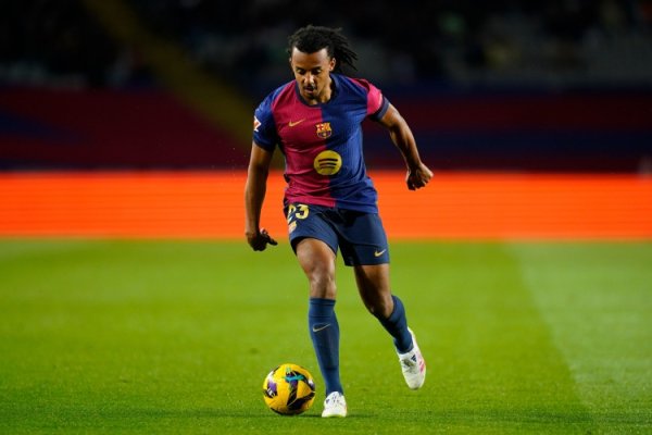 记者：孔德未完成当天考试，埃里克-加西亚可能代替他出战