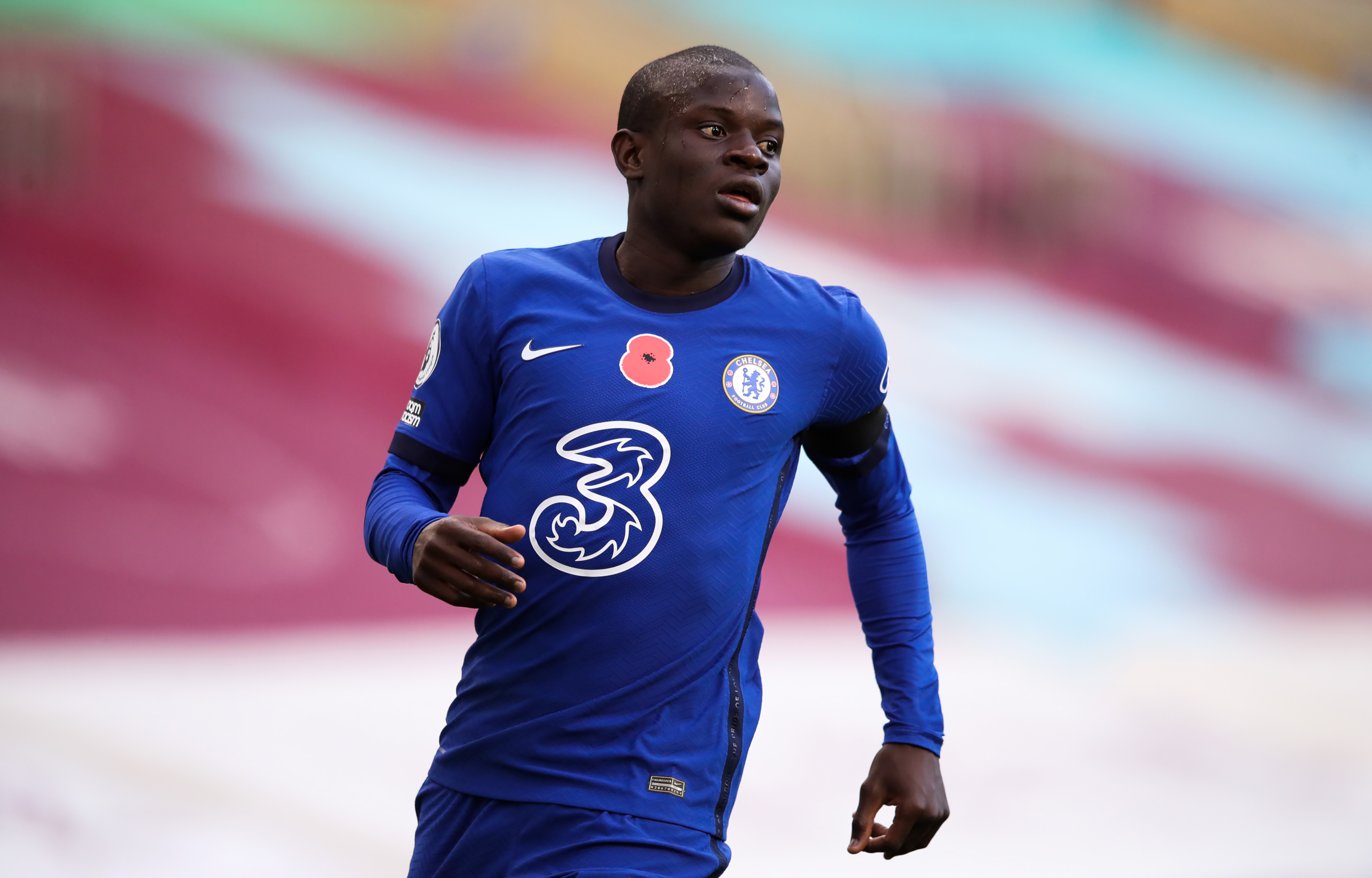 给了机会不中用！国米战平+遭争议裁判哨响，但米兰输球再送1分优势